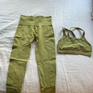 Sculptflex Green Sports Bra and Leggings